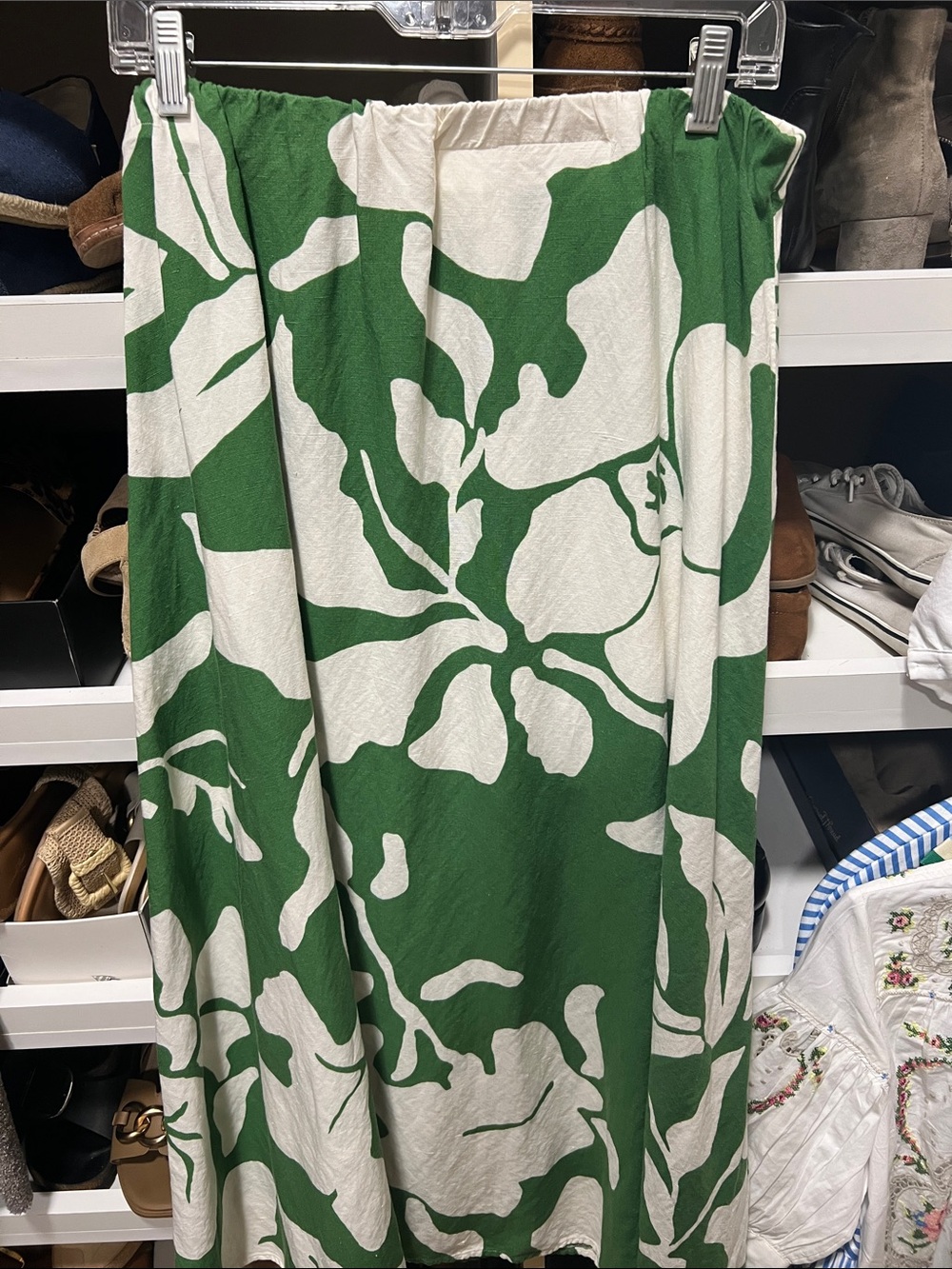 H&M Green and White Floral Maxi Skirt